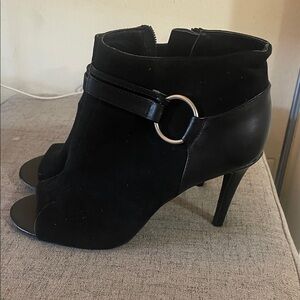 Elegant Black Ankle Boots